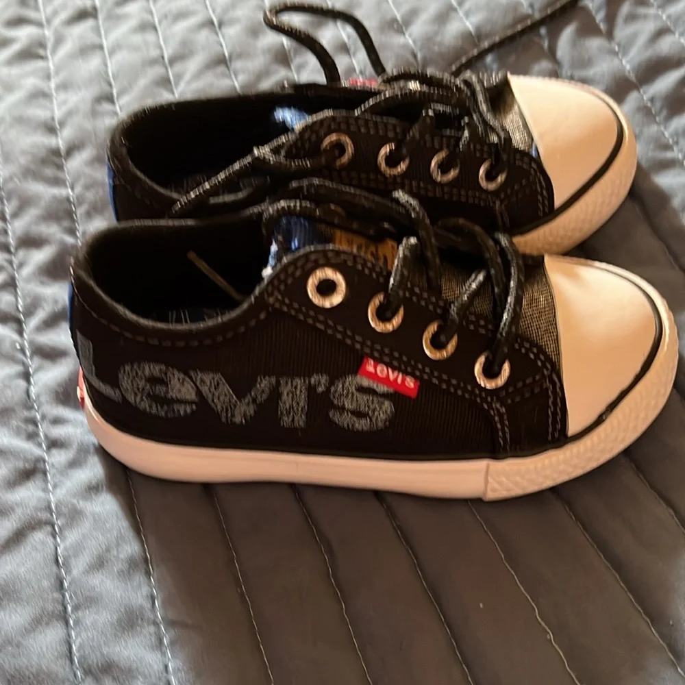 Levi shoes